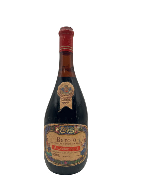 Bouteille de vin rouge Barolo Il Costamagna 1977