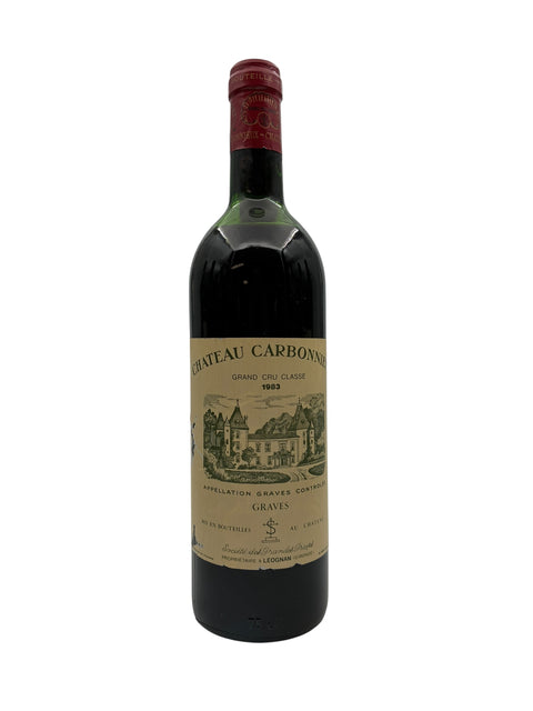 Bouteille de vin rouge Château Carbonnieux 1983