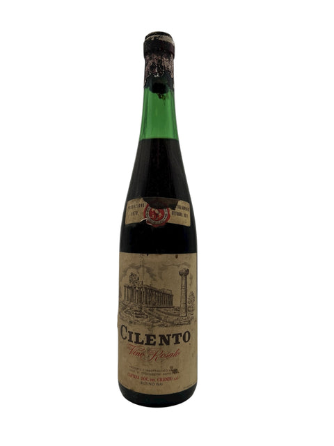 Bouteille de vin rouge Cilento Cantina Sociale 1970
