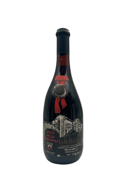 Bouteille de vin rouge Pico della Mirandola Barolo 1976 avec étiquette et sceau