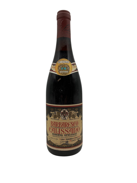 Bouteille de vin rouge Barbaresco Luigi Calissano 1968