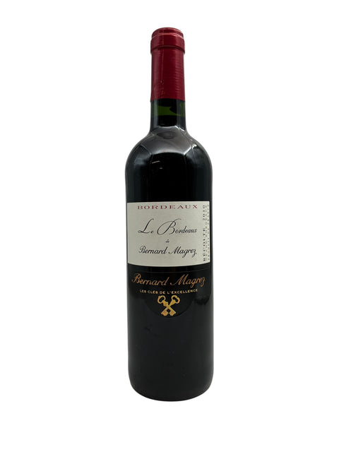 Bouteille de vin rouge Le Bordeaux Bernard Magrez 2016