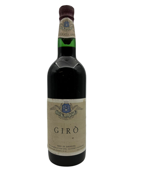 Bouteille de vin rouge Girò de Sella & Mosca millésime 1964