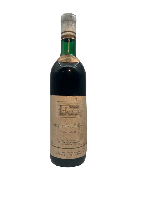 Bouteille de Vino Falerno de Cantine Cenatiempo millésime 1965