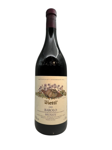 Bouteille de Barolo Vietti 1995 avec étiquette