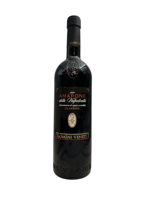 Bouteille d'Amarone della Valpolicella Domini Veneti de 2012.