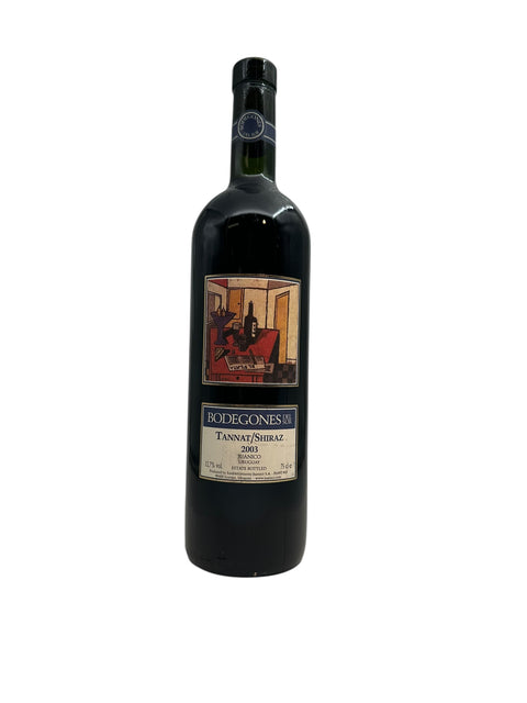 Bouteille de vin rouge Tannat Shiraz Bodegones del Sur 2003