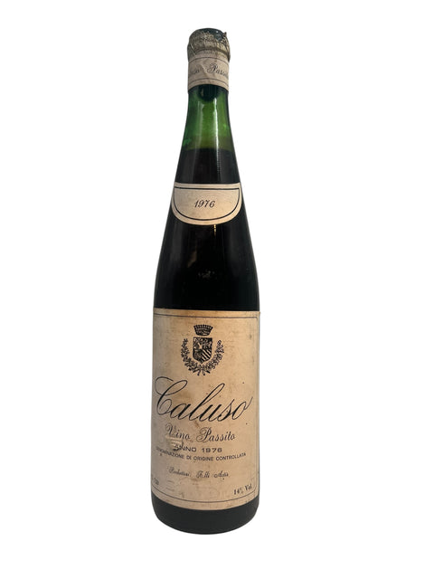 Bouteille de vin de dessert Caluso Vino Passito 1976 d'Italie