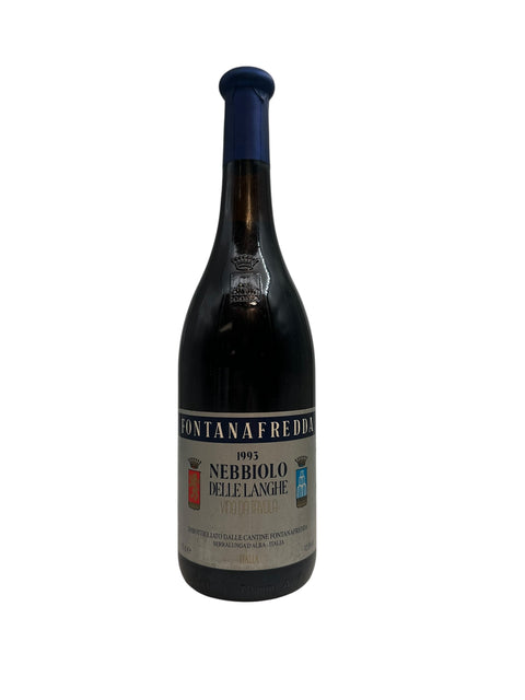 Bouteille de Nebbiolo delle Langhe Fontanafredda 1993