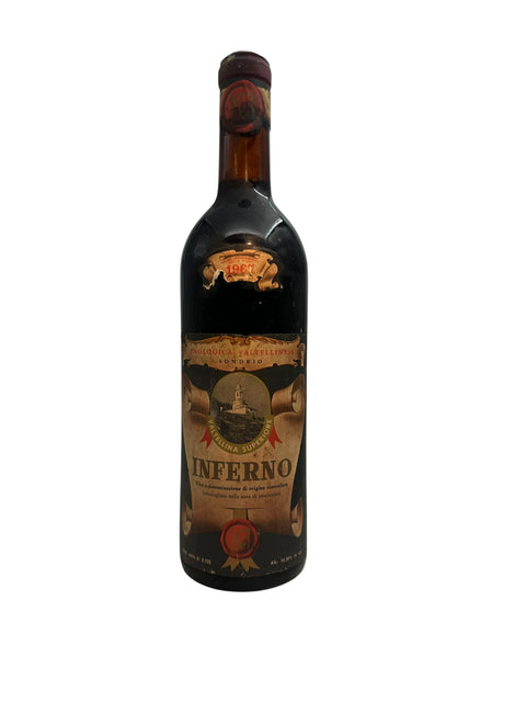Bouteille de vin rouge Inferno Valtellina Superiore 1967