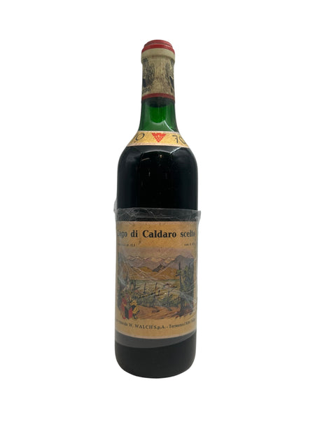 Bouteille de Lago di Caldaro sélectionné vin rouge 1970