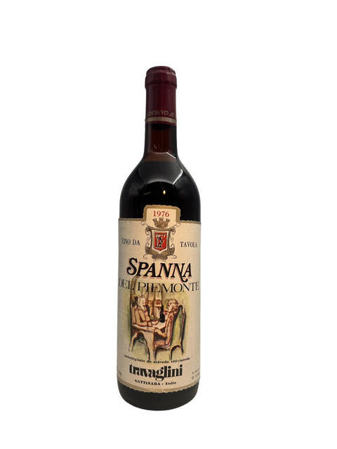 Bouteille de vin rouge Spanna Travaglini 1976 du Piémont