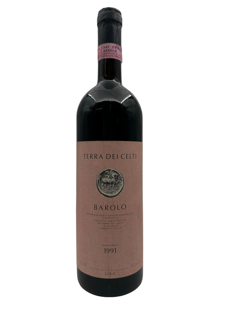 Flaske af Barolo Terra dei Celti årgang 1991