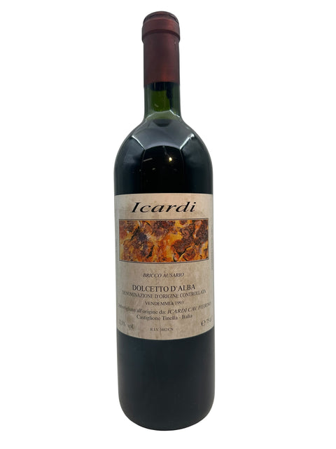 Bouteille de Dolcetto d'Alba Bricco Ausario Icardi 1993