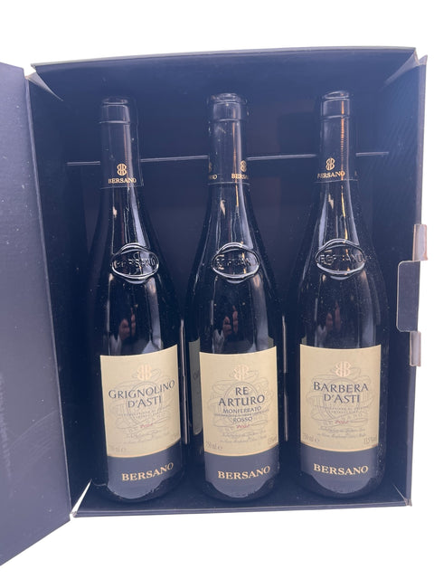 Trois bouteilles de vin rouge de Bersano dans un coffret cadeau